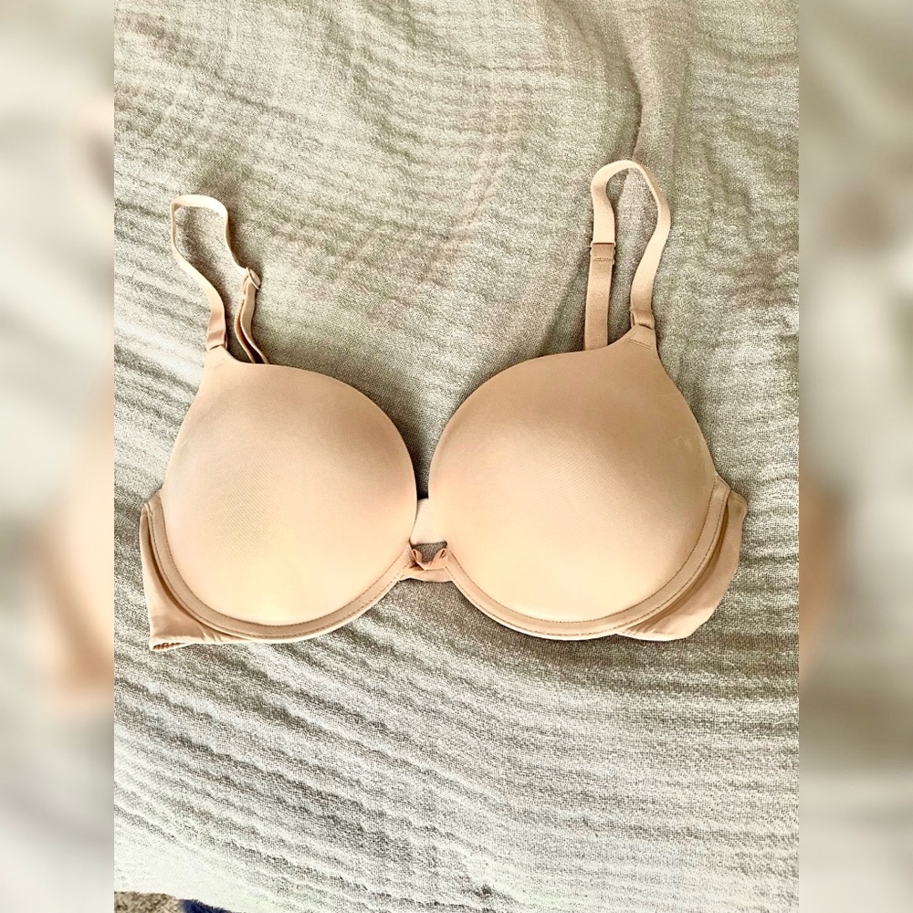 Vintage Victoria Secret tshirt push up bra 34D